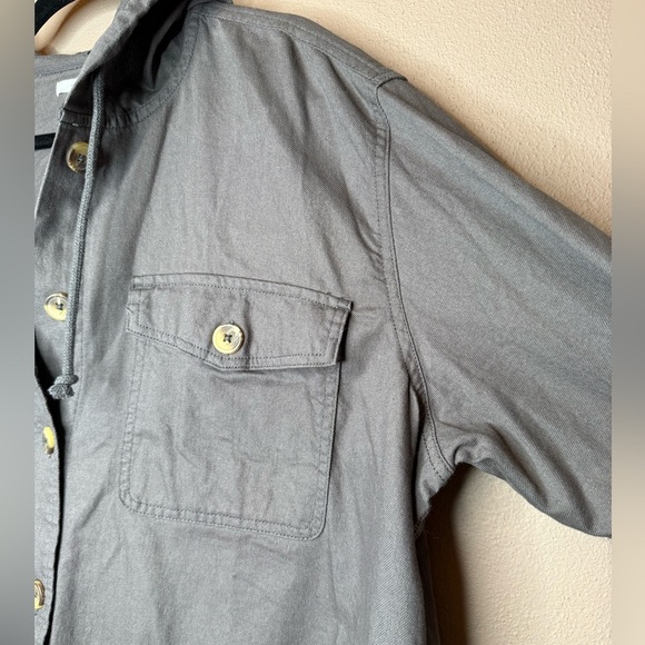 Maurice's Charcoal Plus Size Gray Hooded Shacket NWT Size 1X Lightweight Staple - Picture 7 of 16